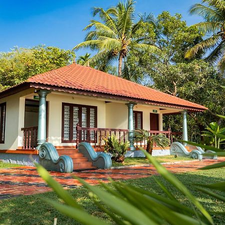 Dhathri Ayurveda Resort And Panchakarma Centre Kāyankulam Exterior foto